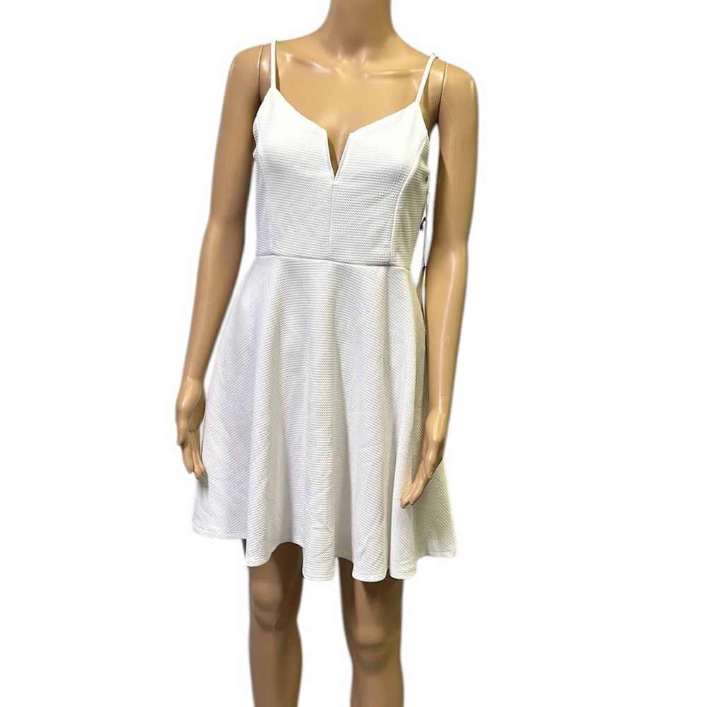 Haute Monde White Textured Slit V Neck Sleeveless Fit Flare Mini Dress Womens L